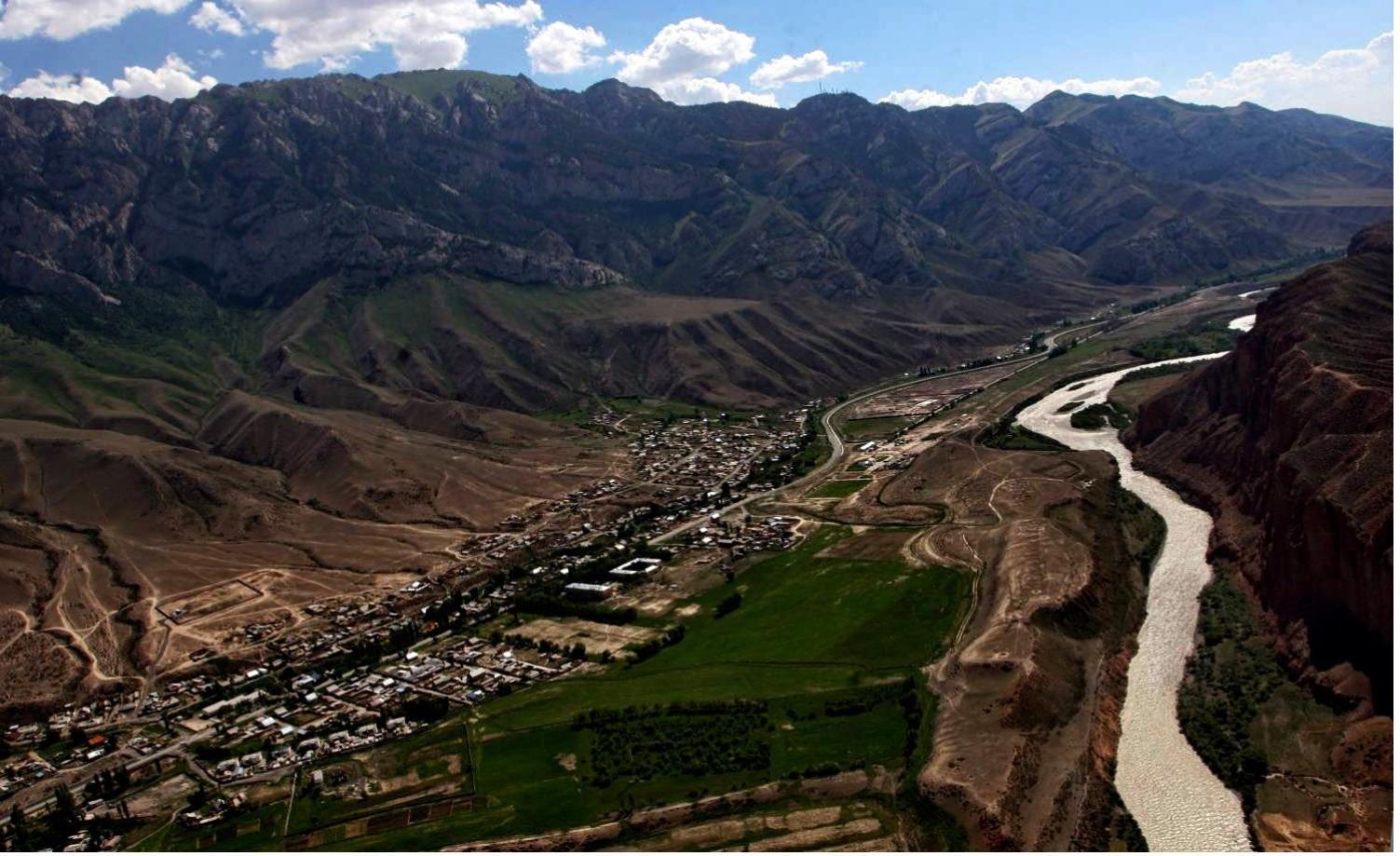 Отель Гостевой дом Розалинда Naryn Экстерьер фото